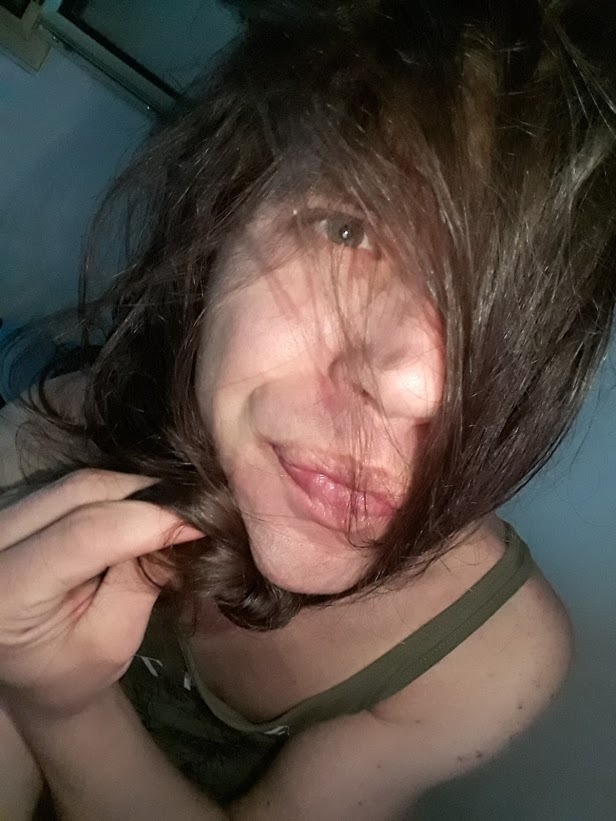 Lovelylilush (52/100)