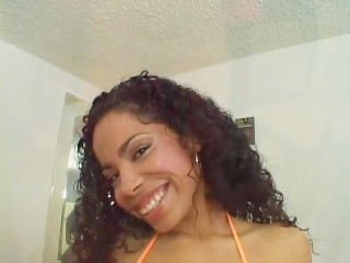 Pregnant hairy girl mastirbating on the webcam