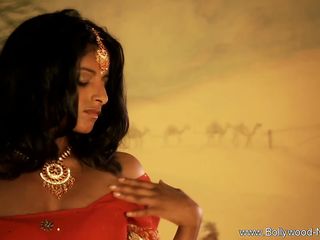 Beautiful Brunette Dancer From India So Erotic