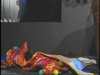 a hot sucking