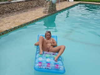 garota de programa dando duro kc