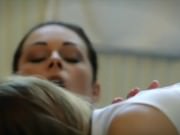fingering stepmom cums with a squirt