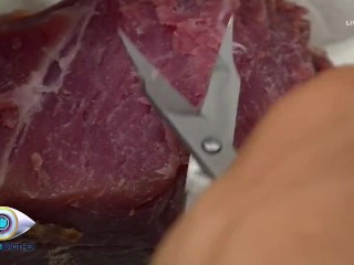 Ebony slut jerking dick vid2