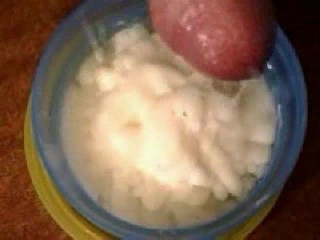 amiga con su juguetito 2