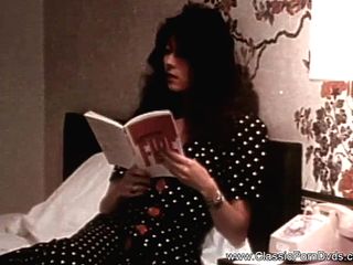 Fun With Vintage Sex MILF