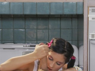 Diana Faucet Squirting