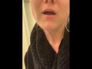 Selfsuck with cum
