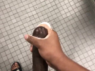 Iranian Mature Mom Fucking With Her Young Lover 